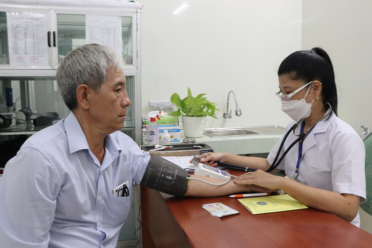 Mục tiêu 2030: Đảm bảo 100% người cao tuổi có thẻ bảo hiểm y tế