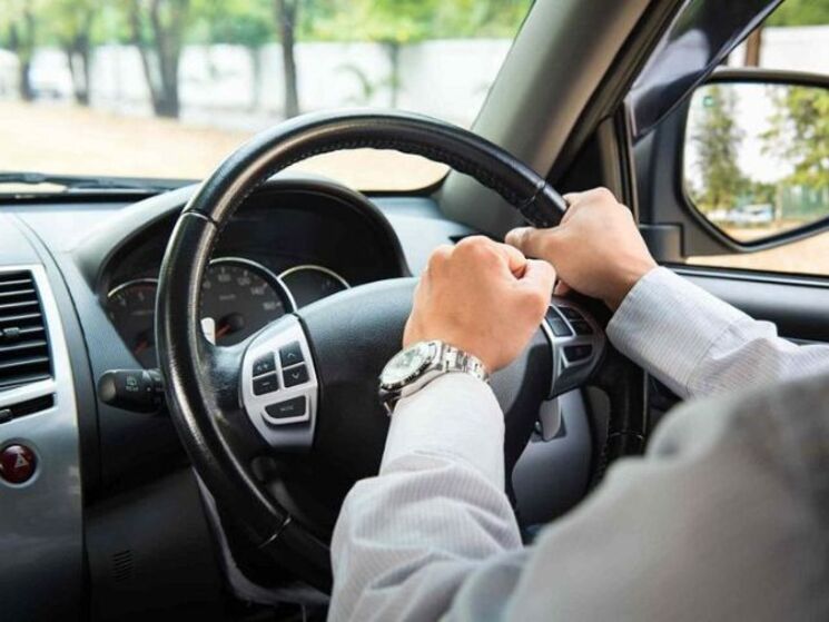 Xe ô tô có được sử dụng còi hơi không? Quy định và mức phạt